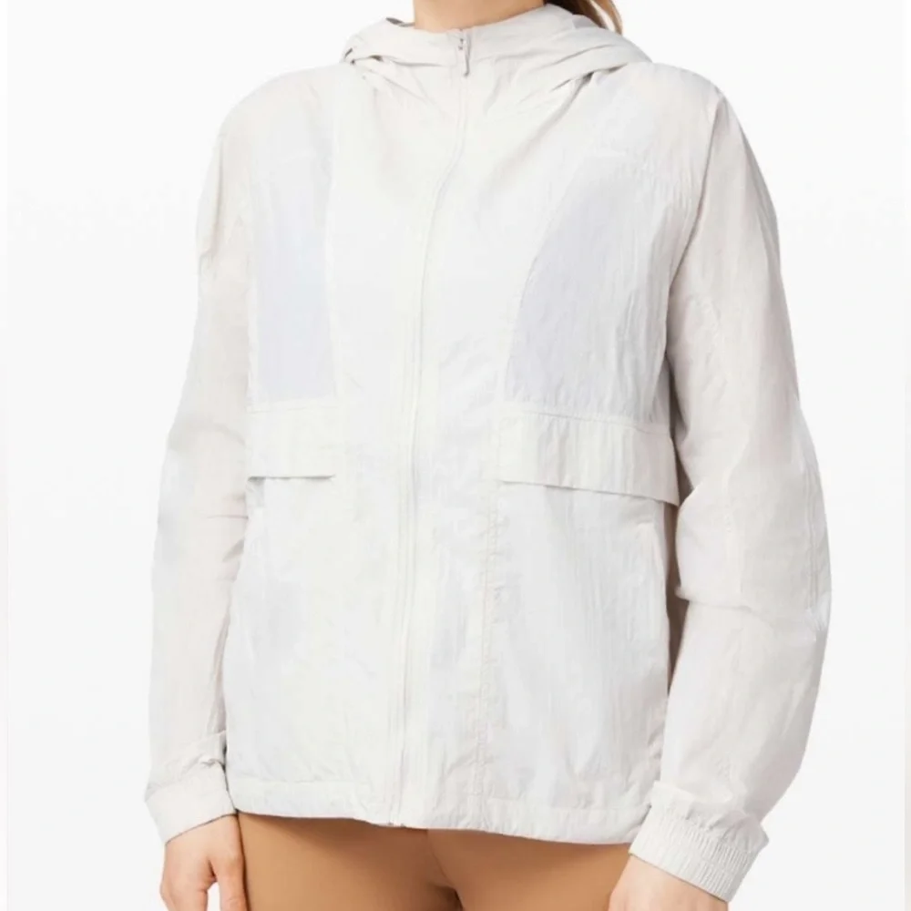 Lululemon Hood Lite Jacket 6 - Picture 1 of 8